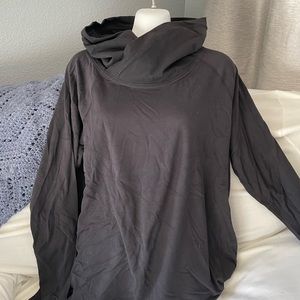 Lululemon healthy heart cowl neck pullover